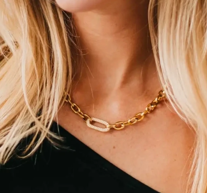 Align Necklace